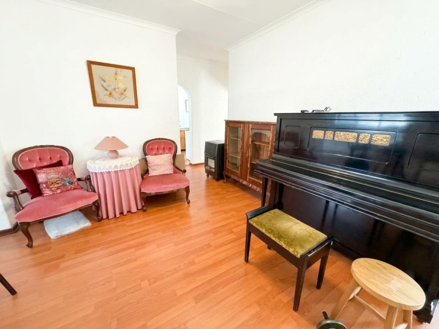 2 Bedroom Property for Sale in Vaalpark Free State